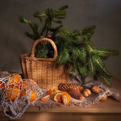 Пазл: Запах ели и мандарин