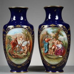 Пазл: Антикварные вазы