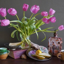 Пазл: С тюльпанами 