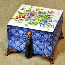 Пазл: Фарфоровая шкатулка