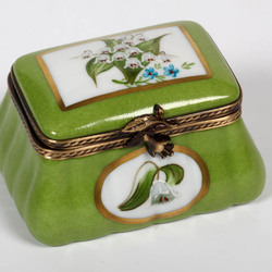 Пазл: Фарфоровая шкатулка