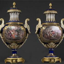 Пазл: Антикварные вазы