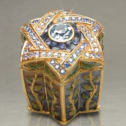 Пазл: Фарфоровая шкатулка