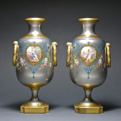 Пазл: Антикварные вазы