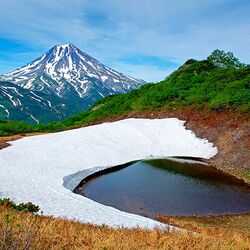 Пазл: Камчатка. Горное озеро