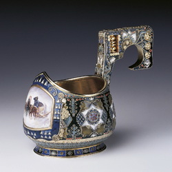 Пазл: Серебряный ковш с эмалью