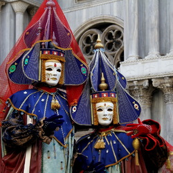 Пазл: Венецианские маски