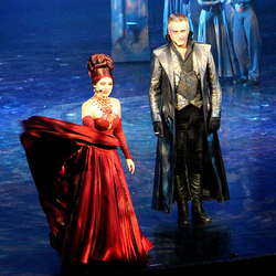 Пазл: Аглая Шиловская и Владимир Дыбский