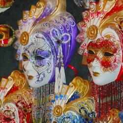 Пазл: Карнавальные маски