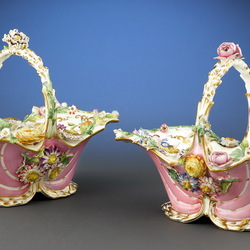 Пазл: Фарфоровые конфетницы