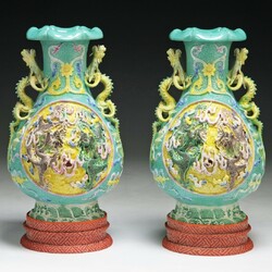 Пазл: Антикварные вазы