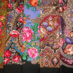 Пазл: Павловопосадские платки