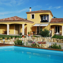 Пазл: Вилла с бассейном