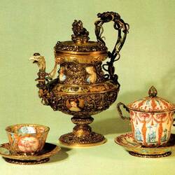 Пазл: Старинная посуда