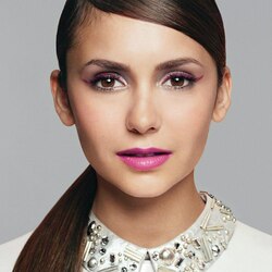 Пазл: Нина Добрев