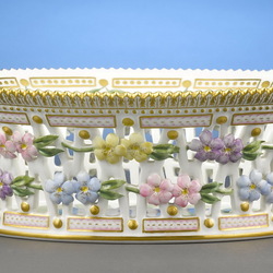 Пазл: Антикварный фарфор