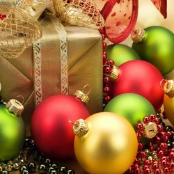 Пазл: Ёлочные игрушки