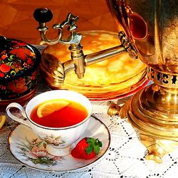 Пазл: Чай с блинами