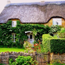 Пазл: Английский домик