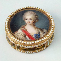 Пазл: Антикварная табакерка