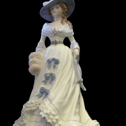 Пазл: Фарфоровая статуэтка