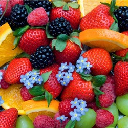 Пазл: Фрукты, ягоды и незабудки