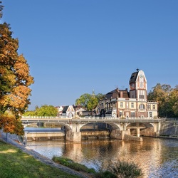 Пазл: Мост через реку