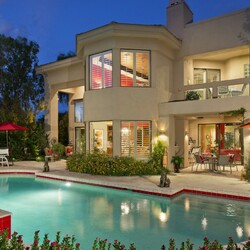 Пазл: Дом с бассейном