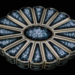 Пазл: Антикварная табакерка