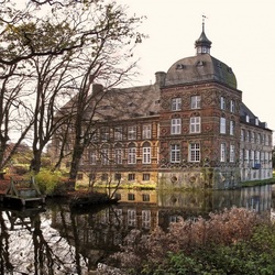 Пазл: Замок Hovestadt