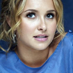 Пазл: Хайден Панеттьери