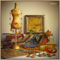 Пазл: Натюрморт с янтарем 