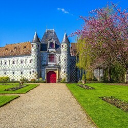 Пазл: Замок Сен-Жермен де Ливэ