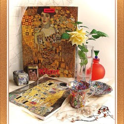 Пазл: Натюрморт с альбомами Климта