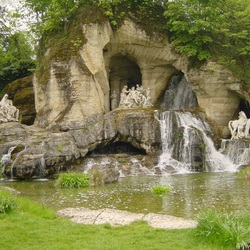 Пазл: Красивый фонтан