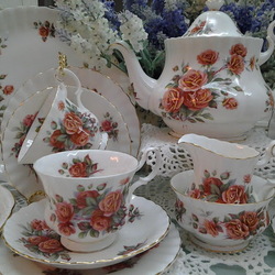 Пазл: Чайный сервиз