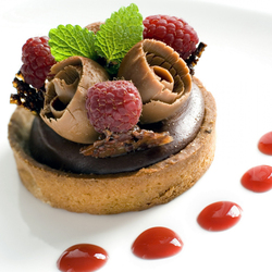 Пазл: Пирожное с малиной