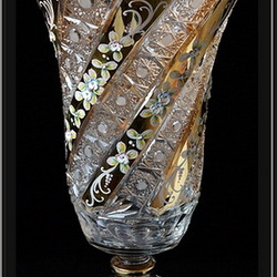 Пазл: Ваза для цветов из Богемского хрусталя