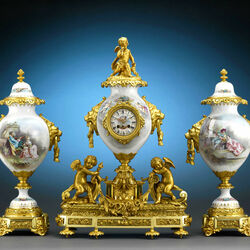 Пазл: Часы в фарфоре