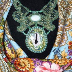 Пазл: Русские самоцветы. Павлопосадские платки