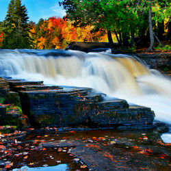 Пазл: Горная река