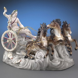 Пазл: Фарфоровая статуэтка