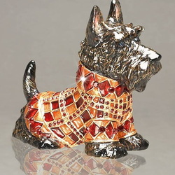 Пазл: Драгоценная статуэтка