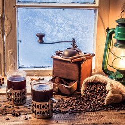 Пазл: У окна