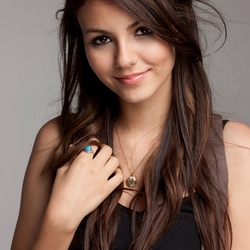 Пазл: Виктория Джастис