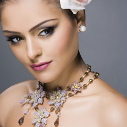 Пазл: Индийская красавица