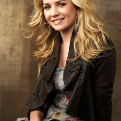 Пазл: Британи Робертсон