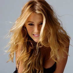 Пазл: Блэйк Лайвли