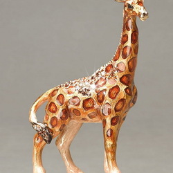 Пазл: Драгоценная статуэтка