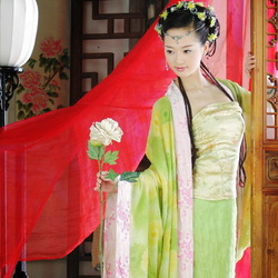 Пазл: Девушка в китайском костюме